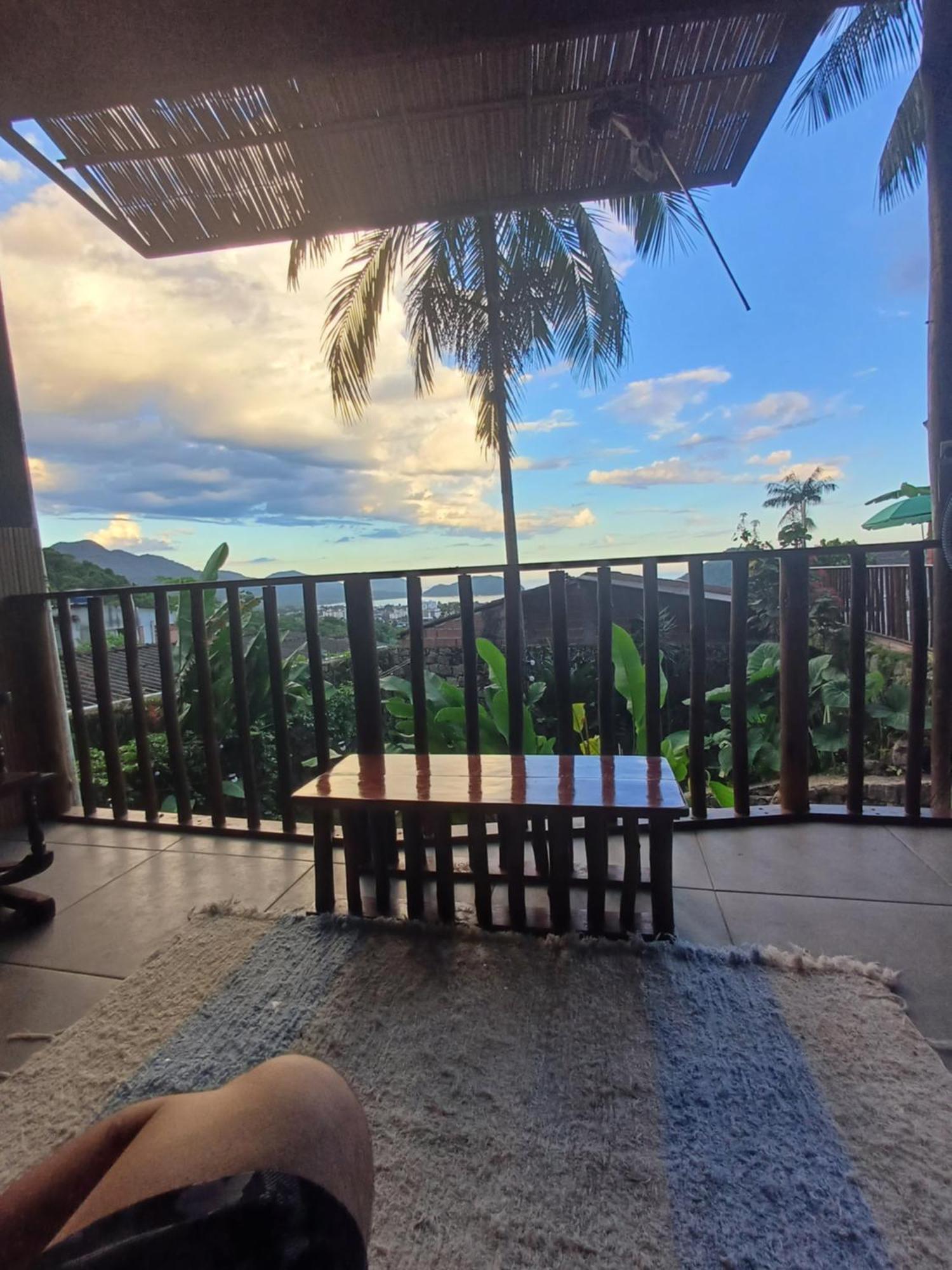 Rapanui Hotel *
